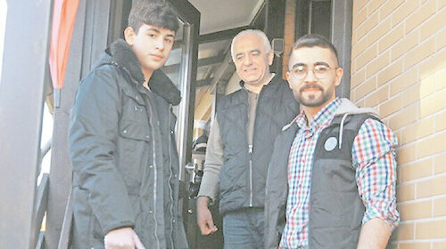 Muslim youth volunteer to help German elderly amid coronavirus fears
